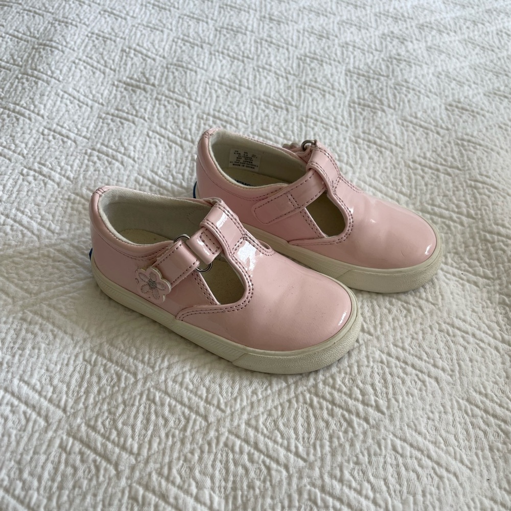 NEW without tags. Toddler girls Keds Maryjane shoes. Size 6.5M